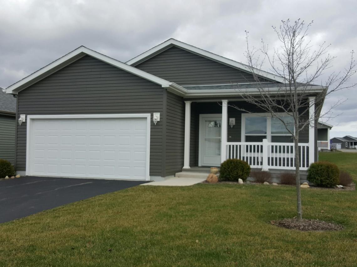 1521 Meadow View Ln., Grayslake, IL 60030