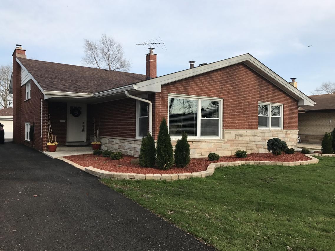 10325 Washington Ave., Oak Lawn, IL 60453