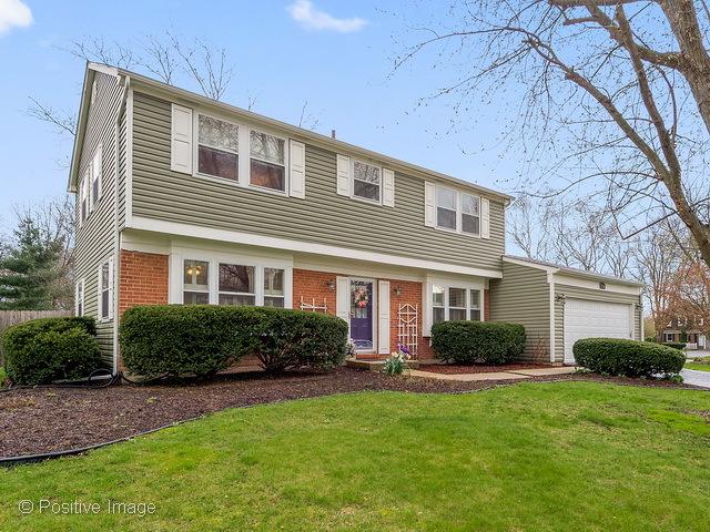 1930 Ridgefield Ln., Naperville, IL 60565