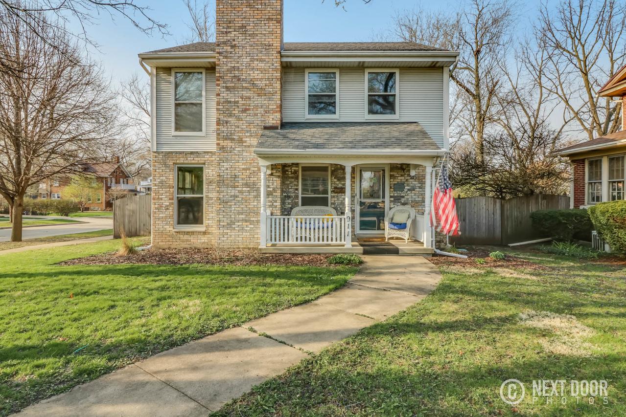 911 Caton Ave., Joliet, IL 60435