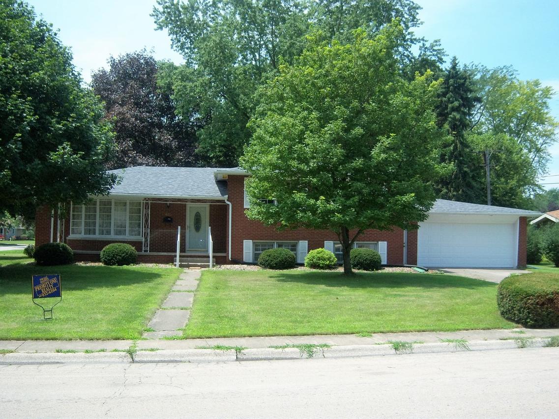 833 S Leslie Ave., Kankakee, IL 60901