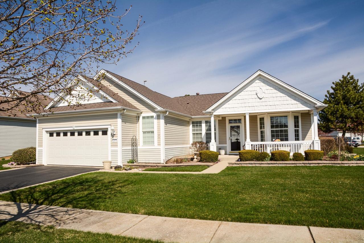 12976 Wisconsin Cir., Huntley, IL 60142