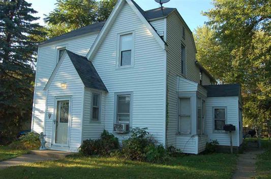 108 W Front St., Mount Morris, IL 61054