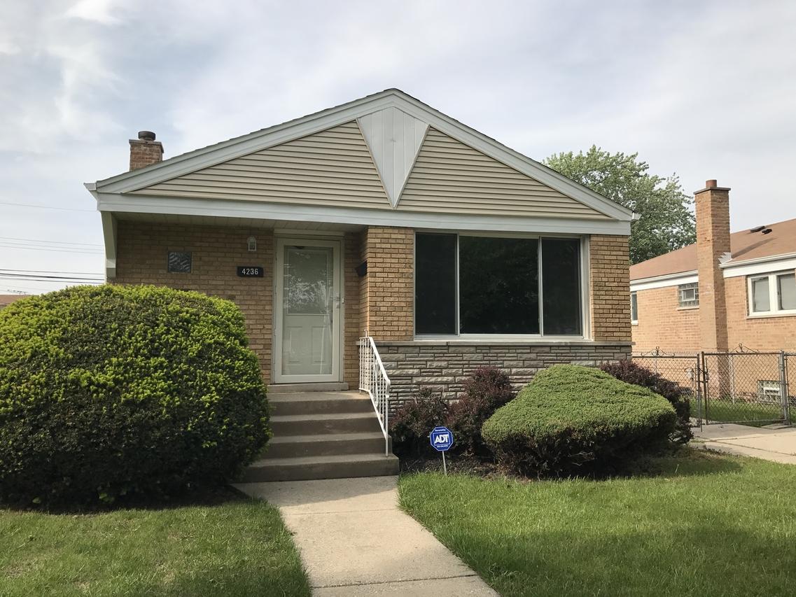 4236 W 83rd St., Chicago, IL 60652