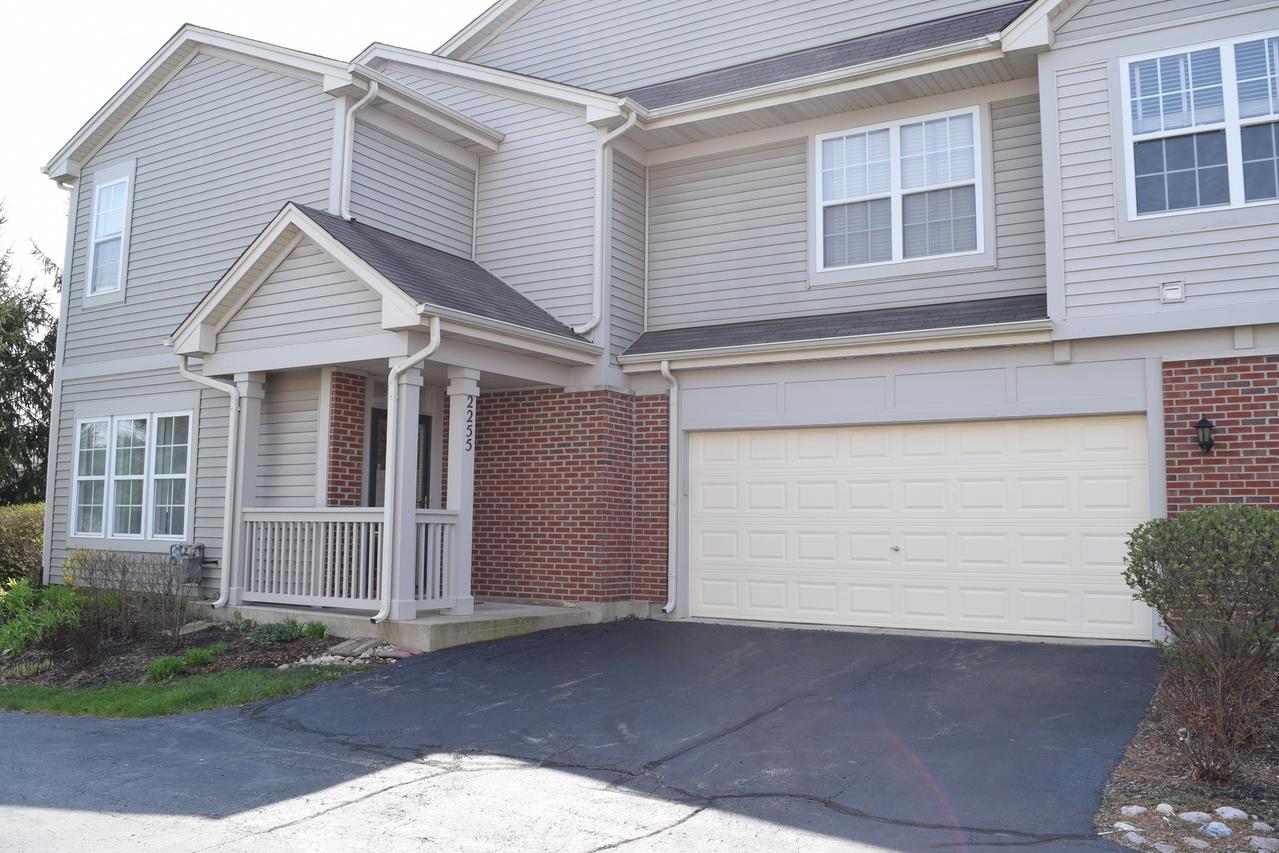 2255 Vanderbilt Dr., Geneva, IL 60134