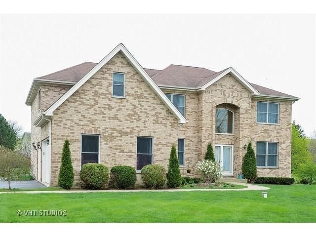 12 Washitay Ave., Hawthorn Woods, IL 60047