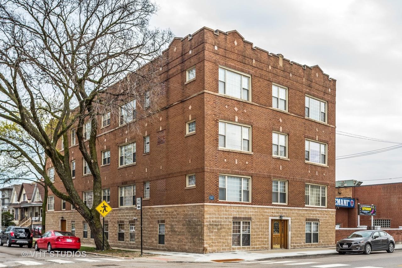 3221 N California Ave. #2, Chicago, IL 60618