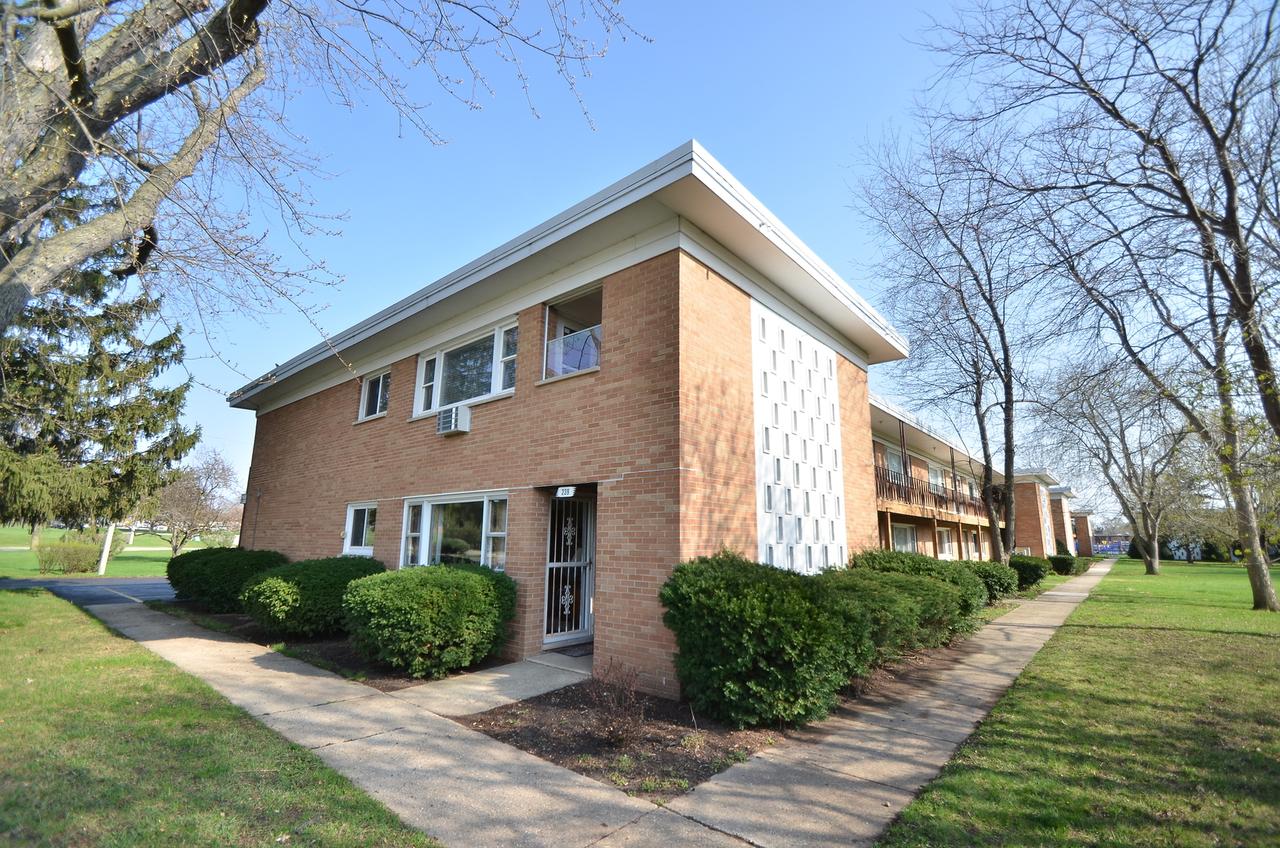 239 Northway Park Rd. #7, Machesney Park, IL 61115