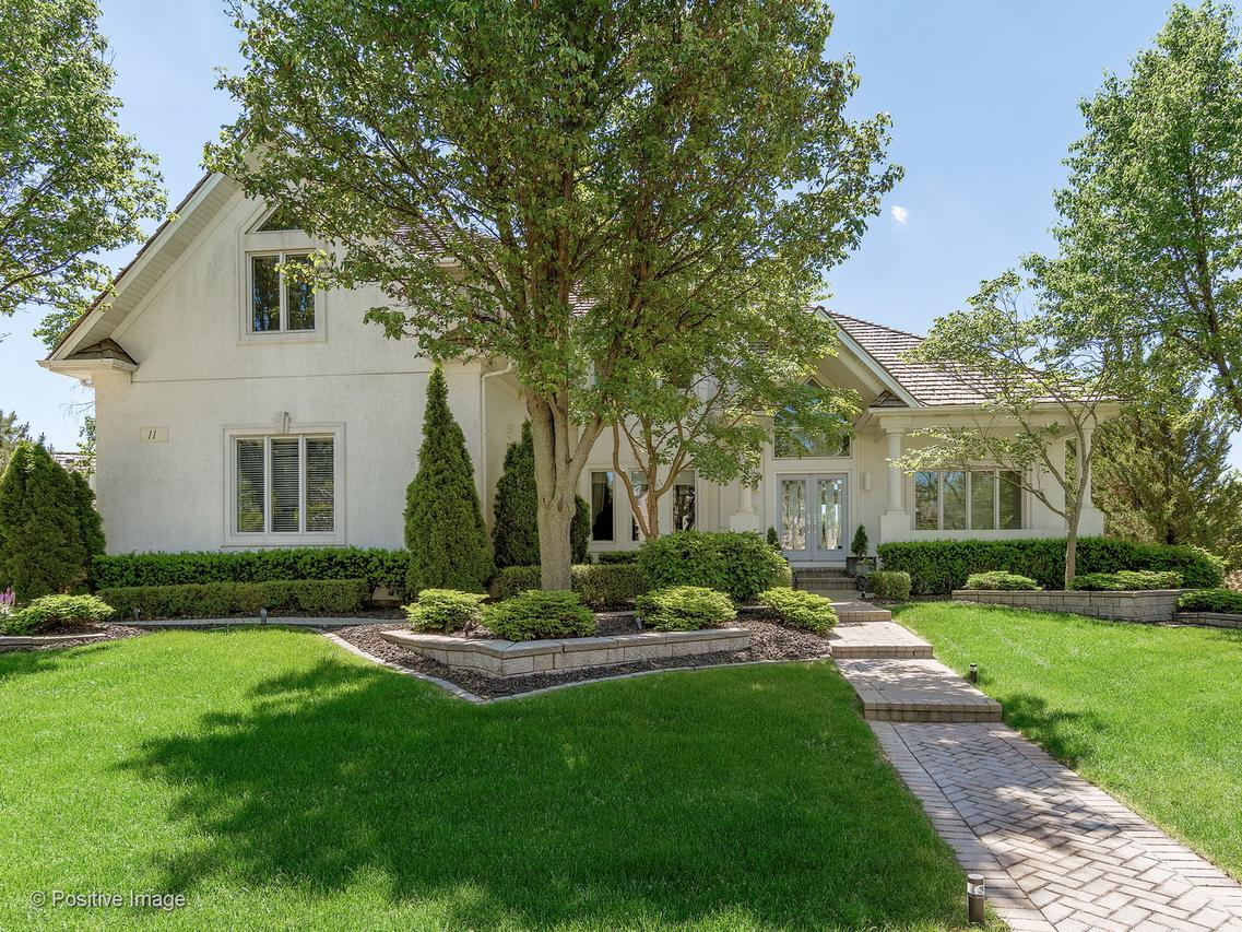 11 Loblolly Ct., Lemont, IL 60439