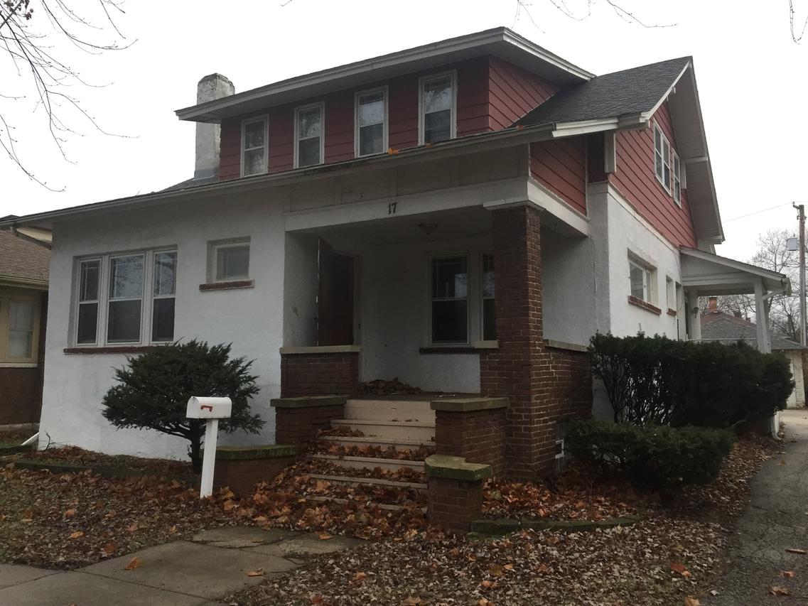 17 Manor Ct., Joliet, IL 60436