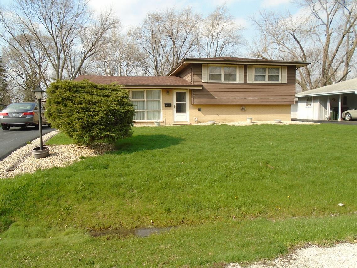 4524 189th St., Country Club Hills, IL 60478