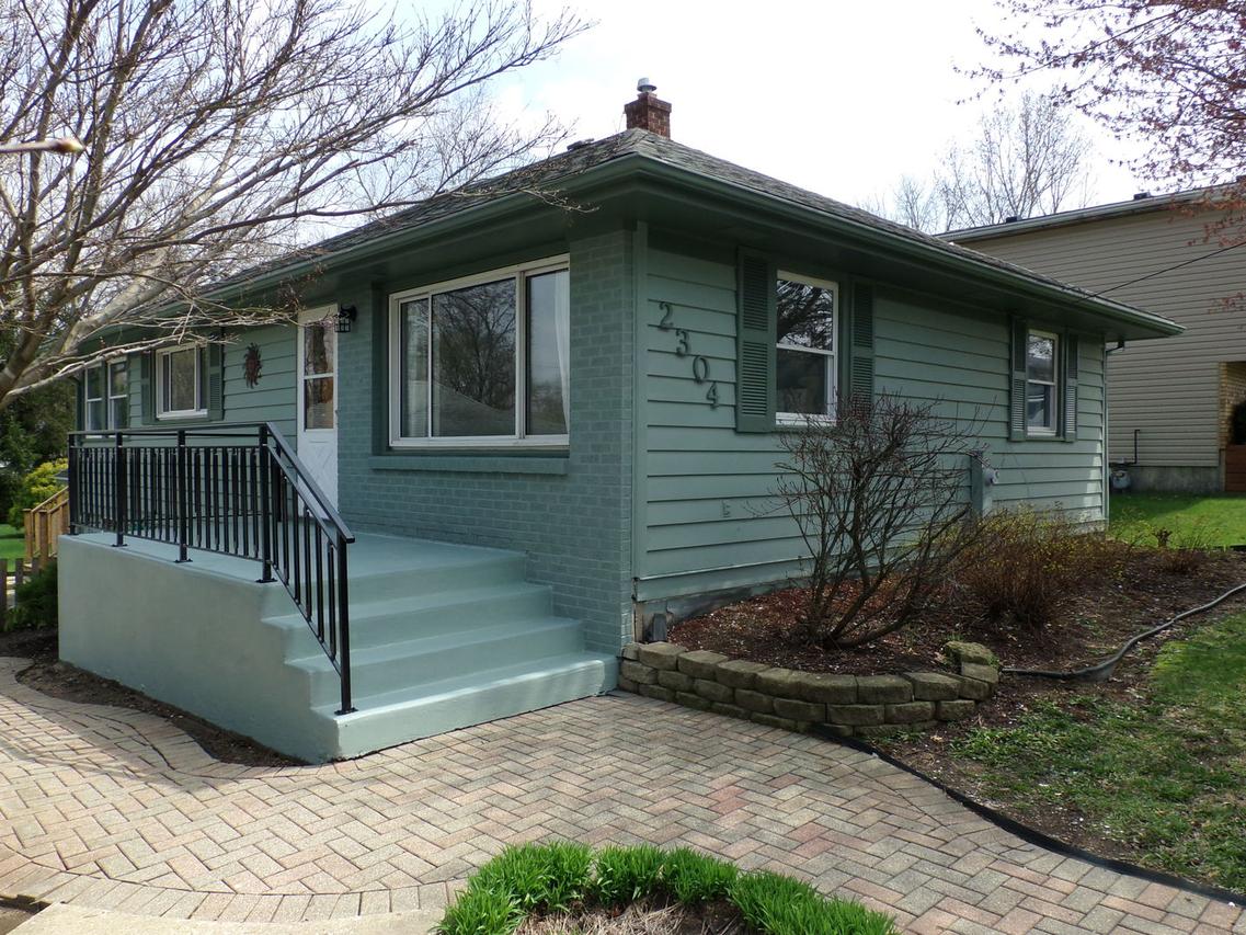 2304 26th St., Rockford, IL 61108