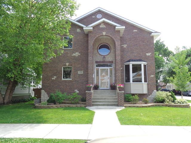 3725 W 105th St., Chicago, IL 60655