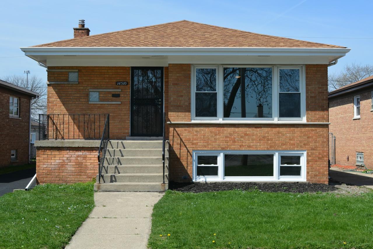 14510 S Calhoun Ave., Burnham, IL 60633