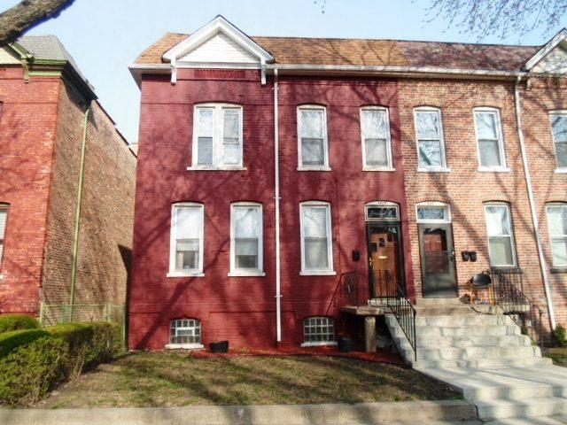 11331 S Saint Lawrence Ave., Chicago, IL 60628