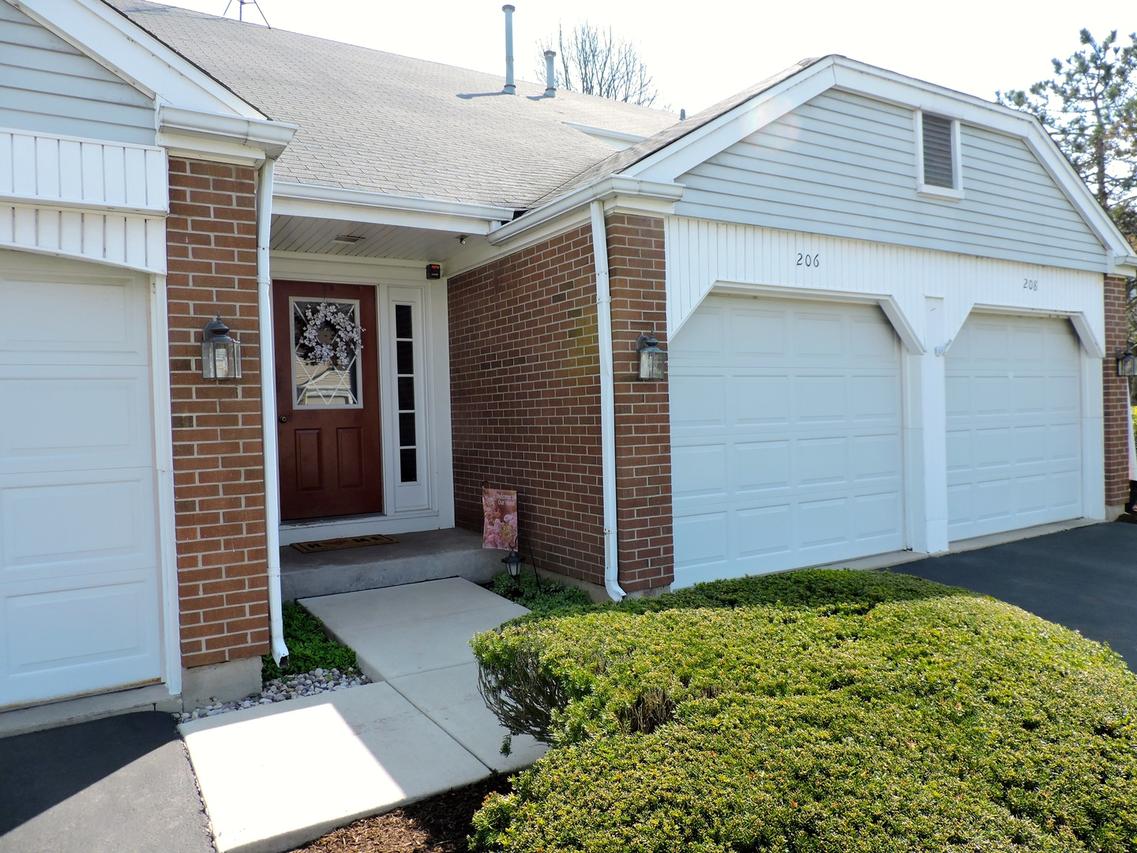 206 Millington Way, St. Charles, IL 60174