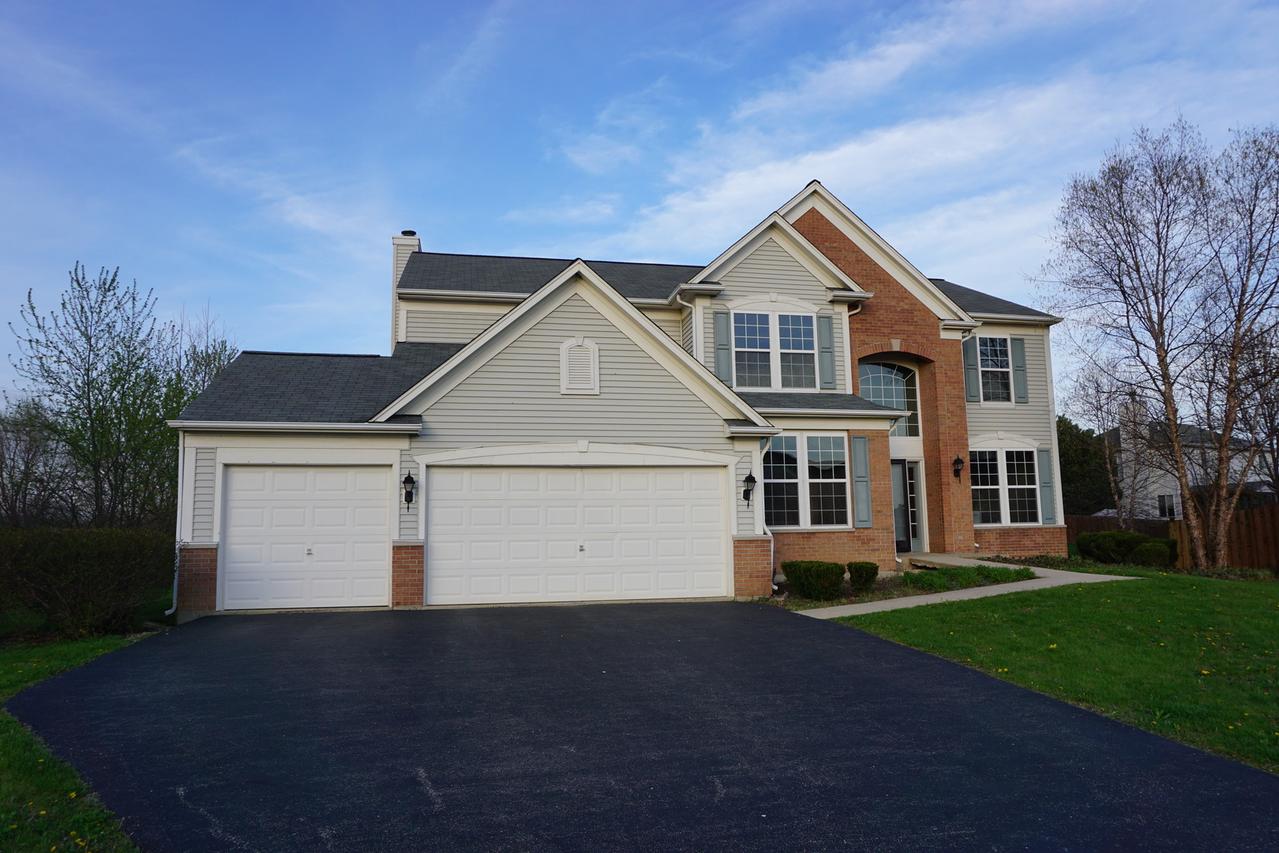 4 Forsythia Ct., Bolingbrook, IL 60490
