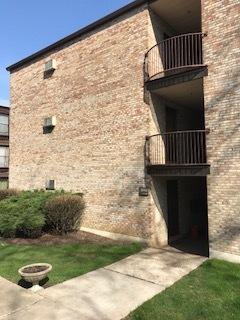1940 Cherry Ln. #111, Northbrook, IL 60062