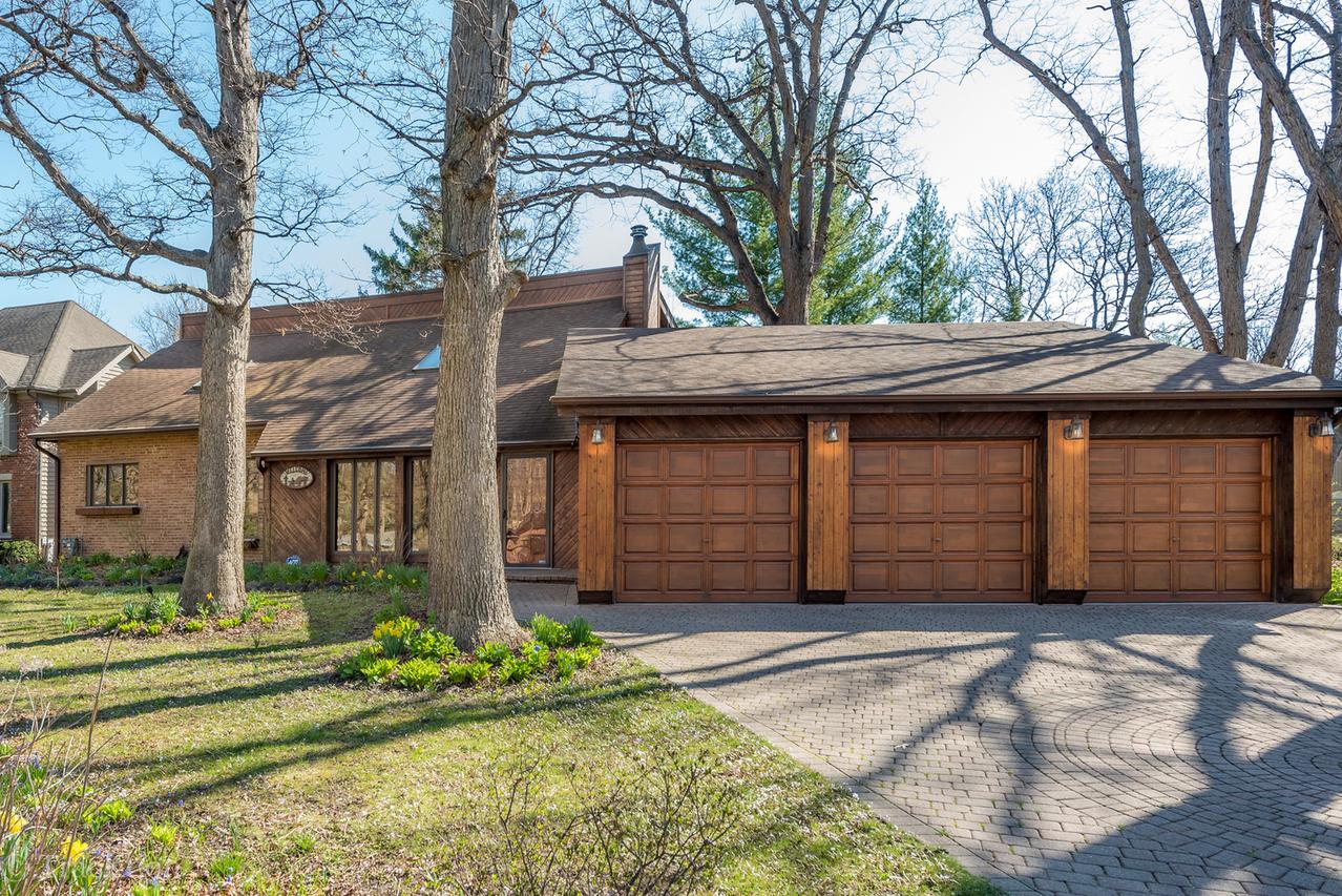 3633 Sterling Rd., Downers Grove, IL 60515