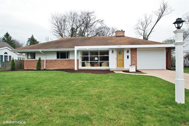 3219 Sprucewood Rd., Wilmette, IL 60091