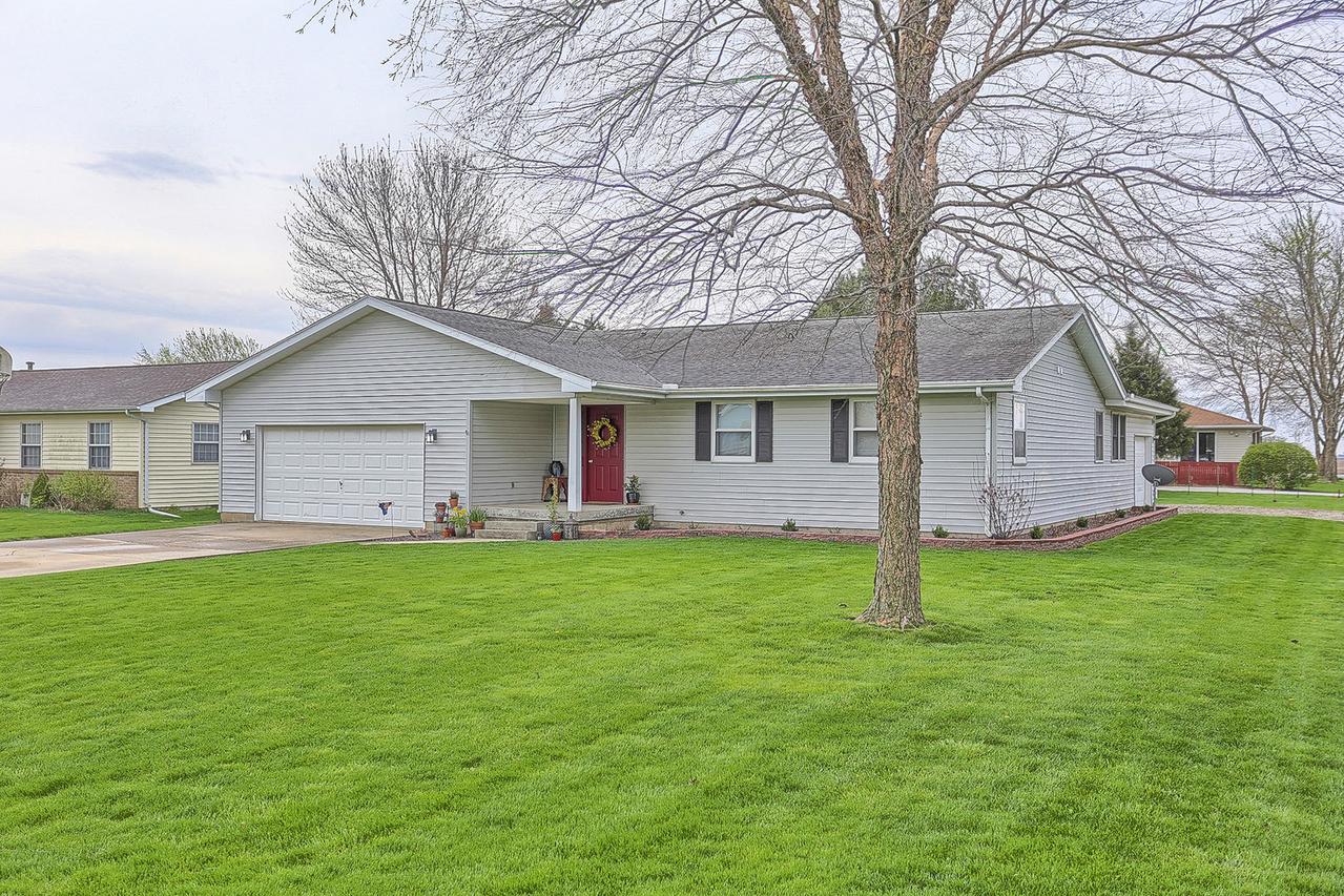 701 E Marshall St., Tolono, IL 61880