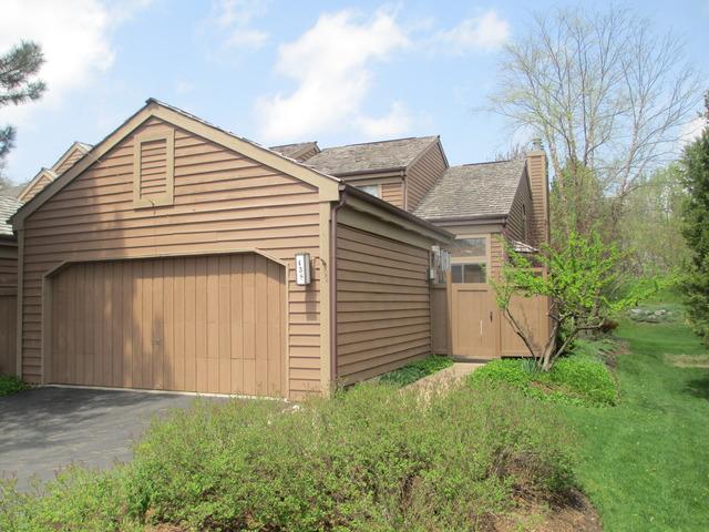 438 White Oak Ln., Barrington, IL 60010