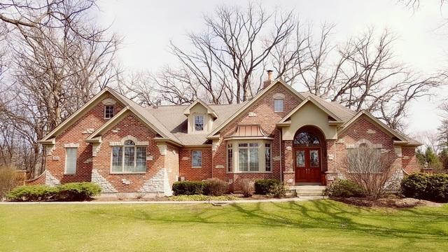 2914 Walnut Manor Ct., Crystal Lake, IL 60012