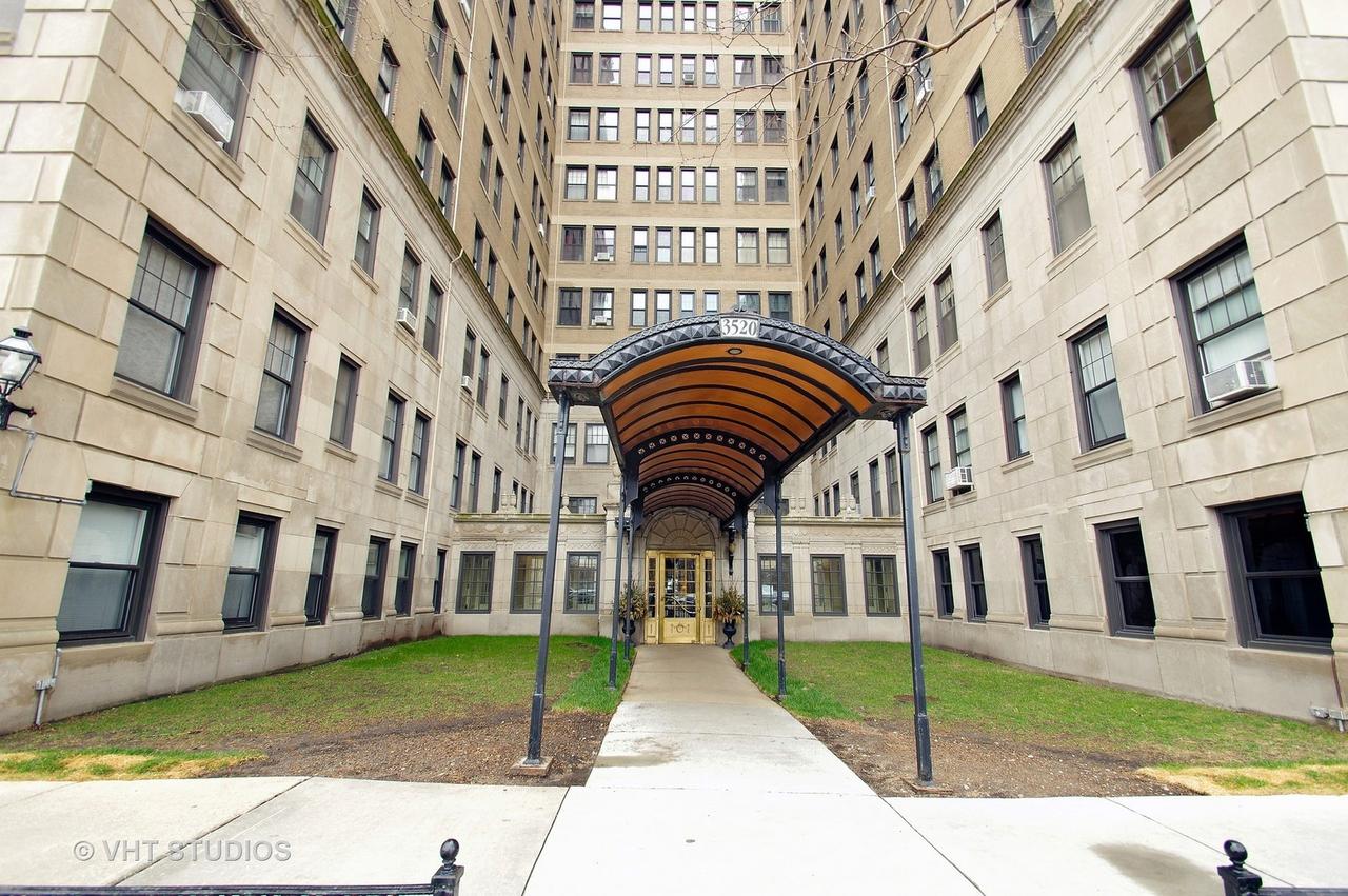 3520 N Lake Shore Dr. #10N, Chicago, IL 60657