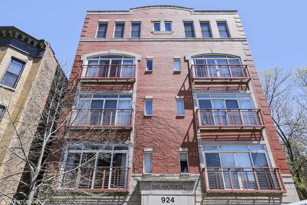 924 W Cornelia Ave. #1N, Chicago, IL 60657