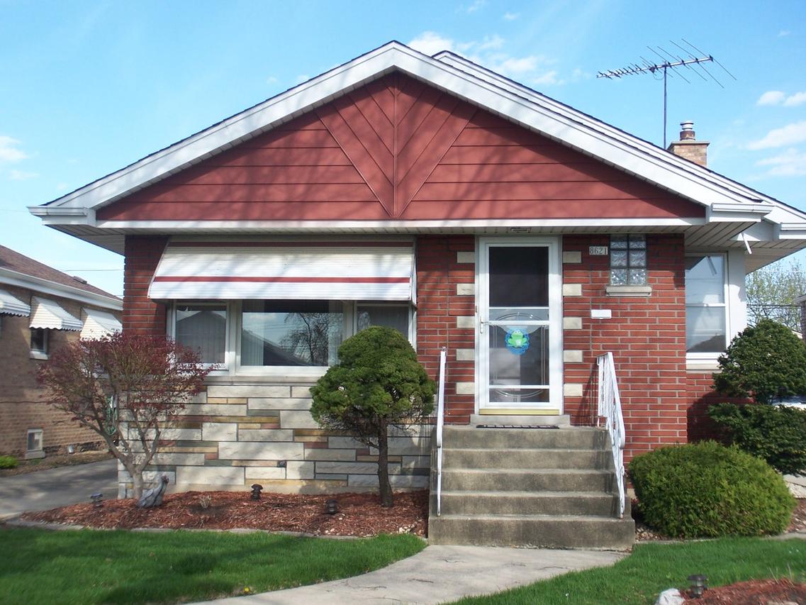 8621 S Kenneth Ave., Chicago, IL 60652