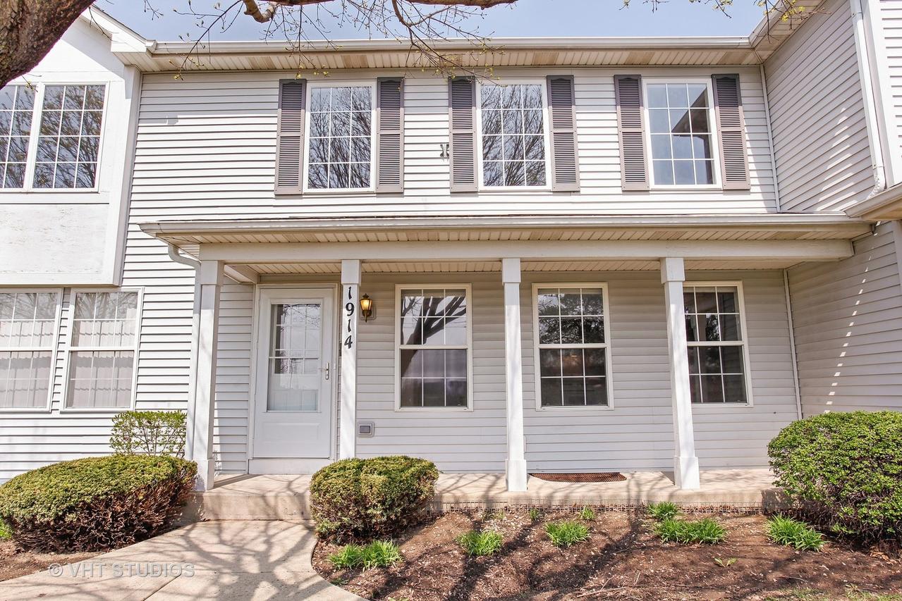 1914 Carousel Ct., Joliet, IL 60435