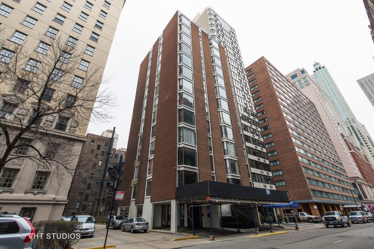 227 E Walton St. #10E, Chicago, IL 60611