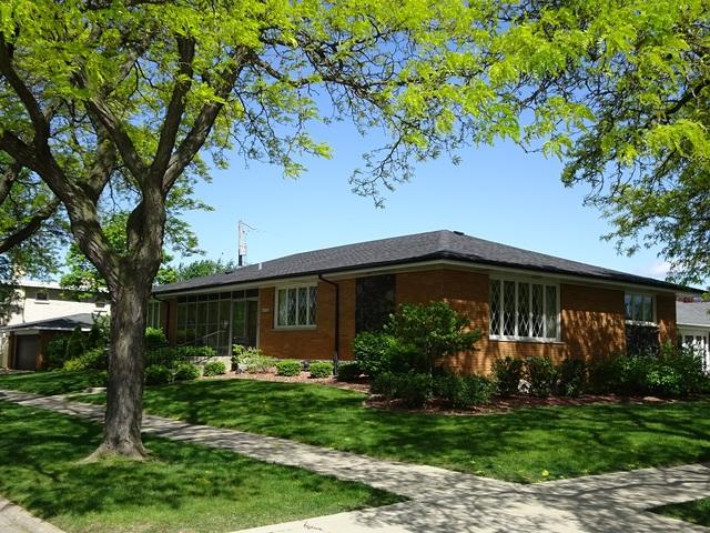 9636 S Kolin Ave., Oak Lawn, IL 60453