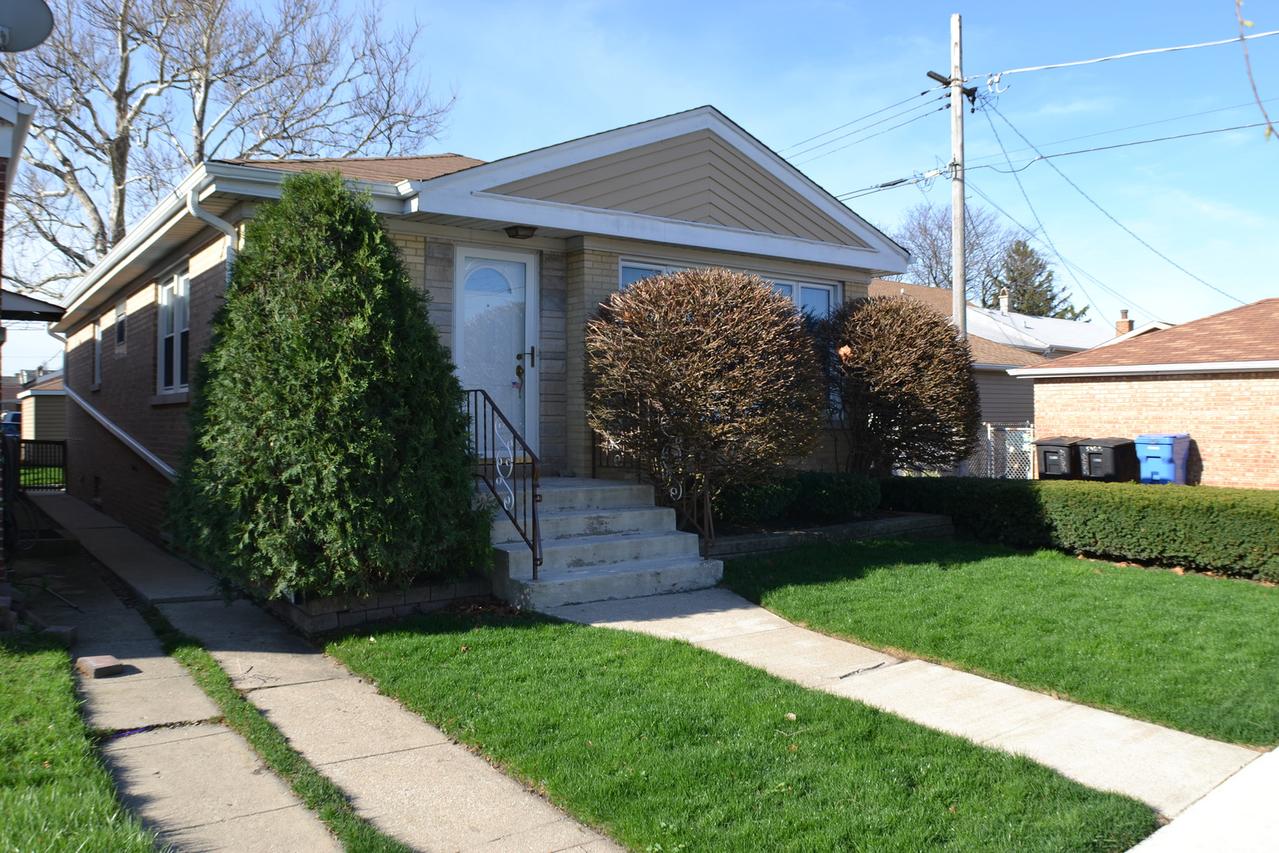 6227 W Rascher Ave., Chicago, IL 60630