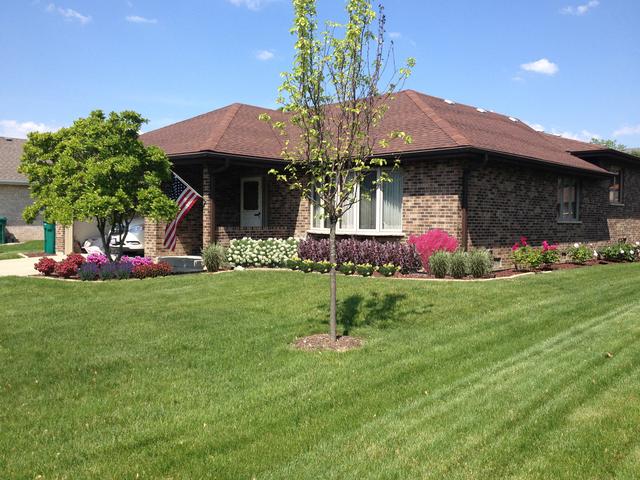 851 Young St., Lemont, IL 60439