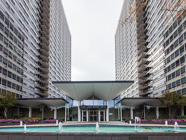 3550 N Lake Shore Dr. #2315, Chicago, IL 60657