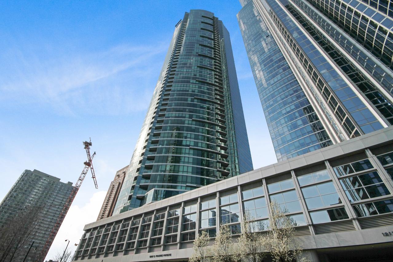 1201 S Prairie Ave. #802, Chicago, IL 60605