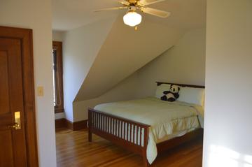 24719 W Lake Shore Dr., Round Lake Beach, IL 60073