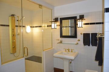 24719 W Lake Shore Dr., Round Lake Beach, IL 60073