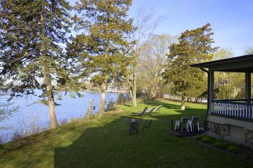 24719 W Lake Shore Dr., Round Lake Beach, IL 60073