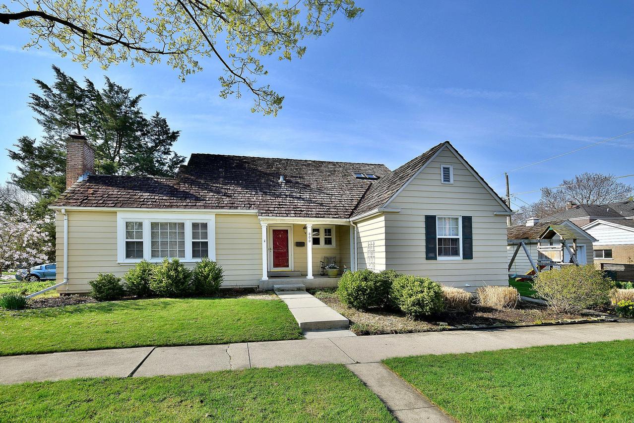 800 S Catherine Ave., La Grange, IL 60525