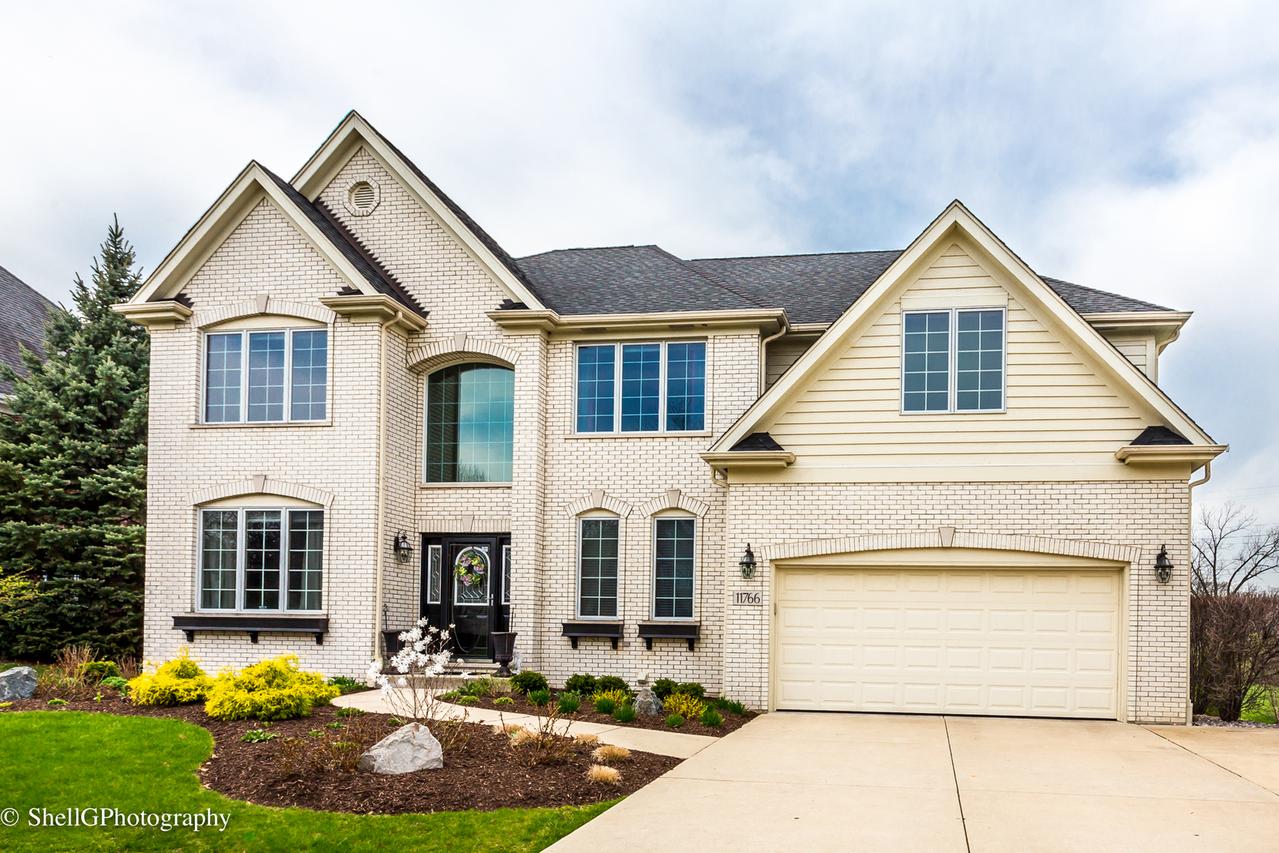 11766 Winding Trails Dr., Willow Springs, IL 60480