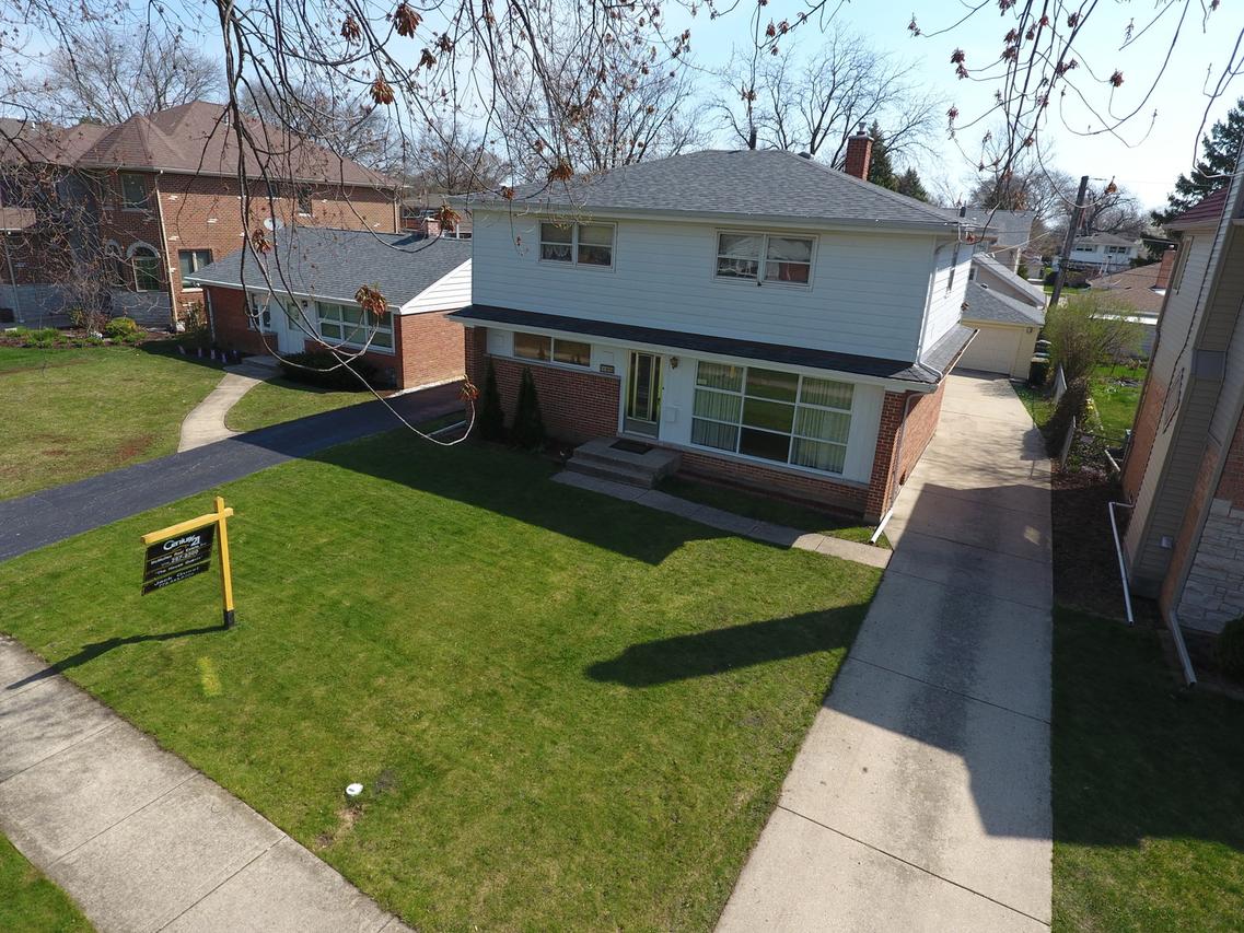 8293 N Wisner St., Niles, IL 60714