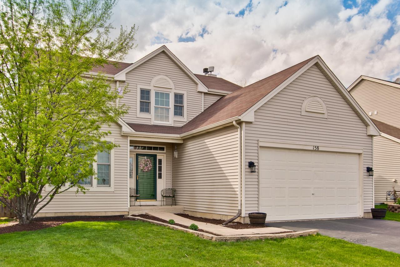 158 S Savannah Pkwy., Round Lake, IL 60073