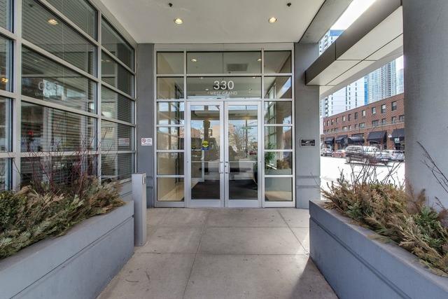 330 W Grand Ave. #907, Chicago, IL 60610