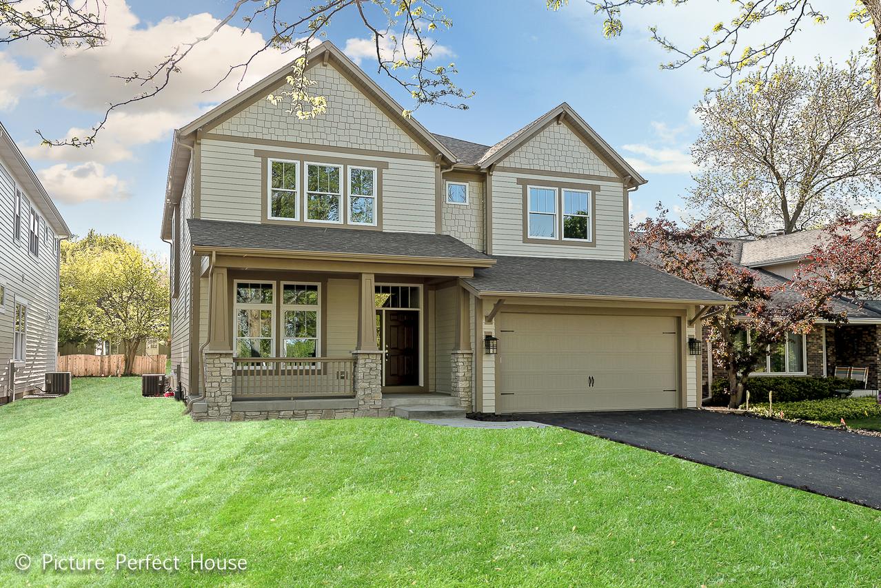 636 S Edgewood Ln., La Grange, IL 60525