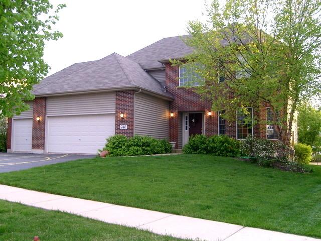 740 Lakeridge Dr., South Elgin, IL 60177