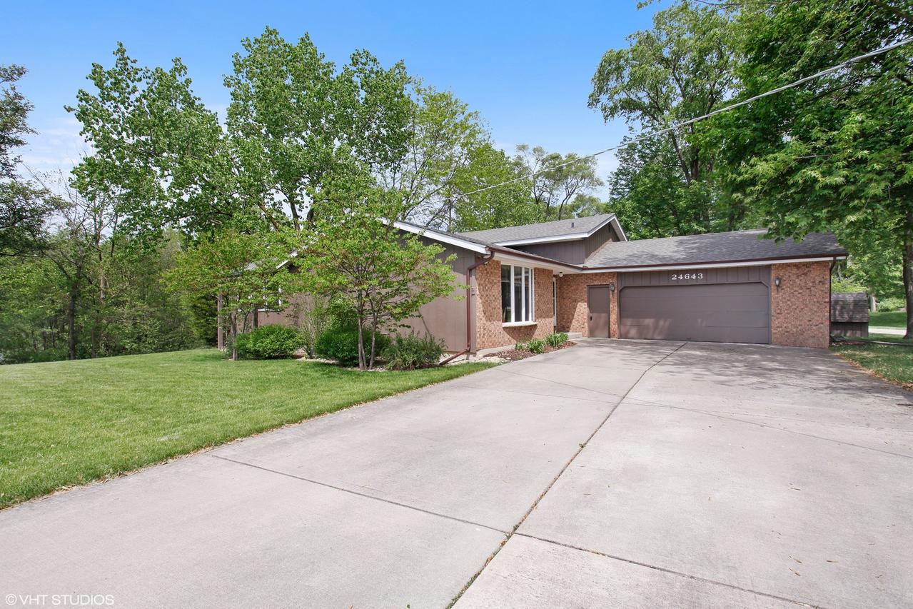 24643 S Ford Rd., Channahon, IL 60410