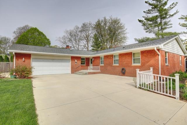 2109 Lynwood Dr., Champaign, IL 61821