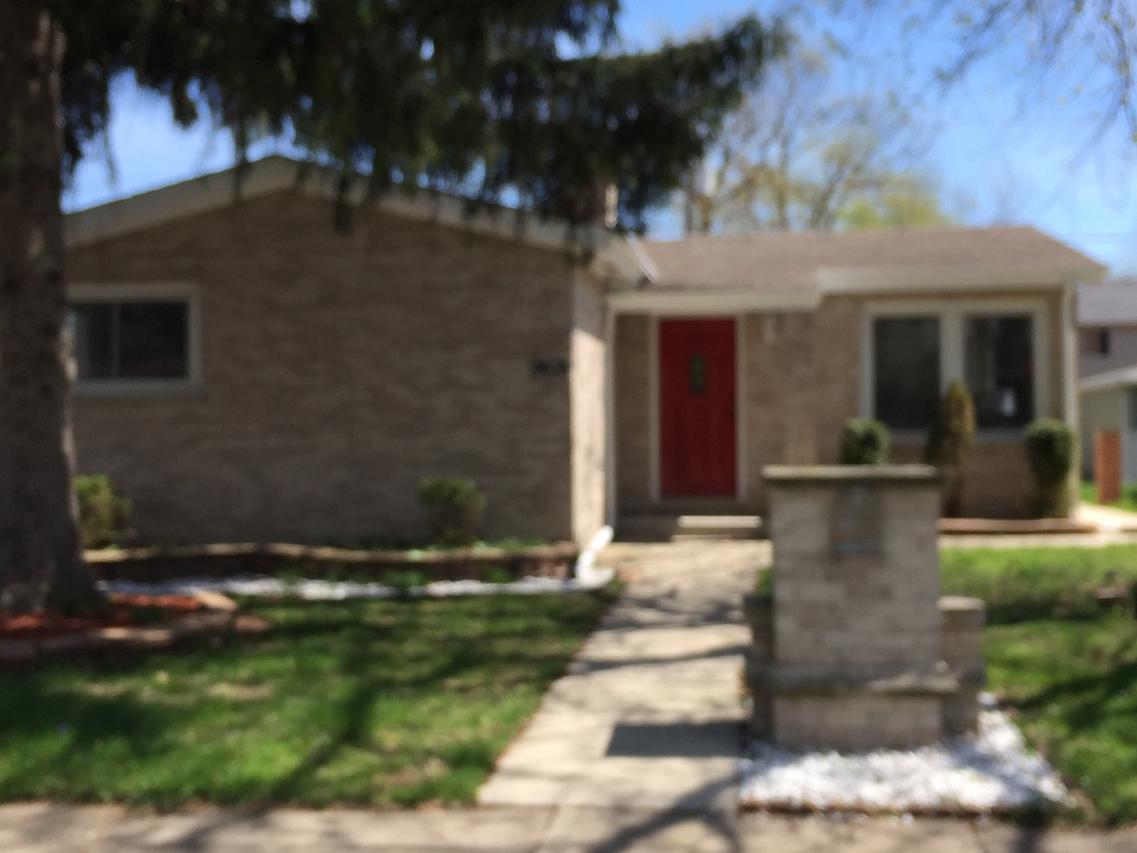 9635 S 53rd Ave., Oak Lawn, IL 60453